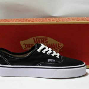 Sepatu Pria Sneaker Vans Authentic Tokopedia