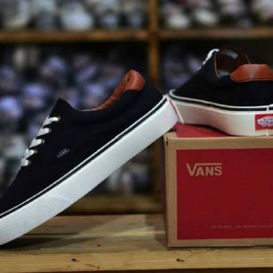 Sepatu Casual Vans Era Hitam Tokopedia