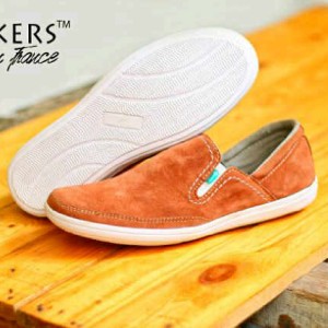 Sepatu Kicker Slop Santai Tokopedia