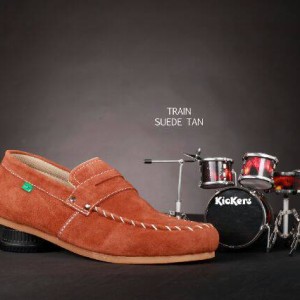 Sepatu Kicker Slop Santai Tokopedia
