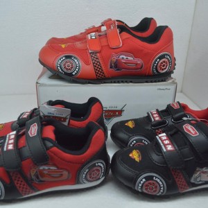 Sepatu Anak Laki Laki Cars Hitam Merah Tempel Tokopedia