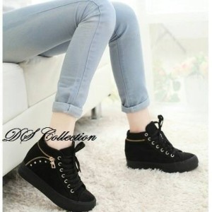 Sepatu Olahraga Wanita Tokopedia