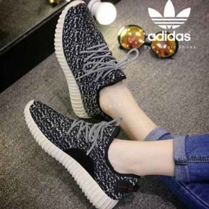 Sepatu Wanita Yeezy Hitam Tokopedia