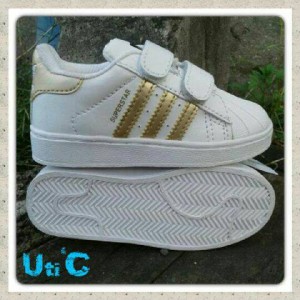 Sepatu Anak Laki Laki Perekat Ando Diva Light Velcro Hitam Tokopedia