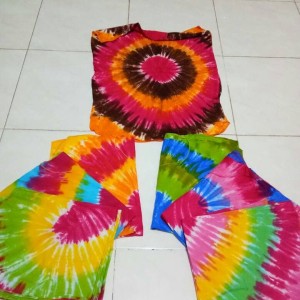 Baju Kaos Atasan Pelangi Bali Kaos Bali Tokopedia