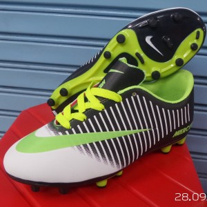 Sepatu Bola Nike Mercurial Free Kaoskaki Tokopedia