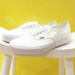 Sepatu Sneakers Vans Era Termurah Tokopedia