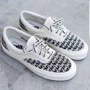 Sepatu Sneakers Vans Era Termurah Tokopedia