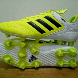 Sepatu Dewasa Sepatu Bola Dewasa Predator 39 43 Tokopedia