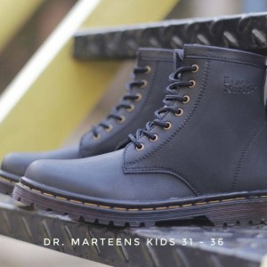 Sepatu Boots Dr Martens Anak Warna Tan Tokopedia