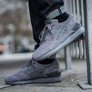 Sepatu Asics Gel Respector Carbon Tokopedia