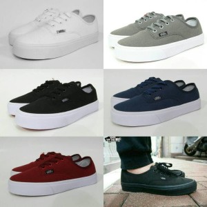 Sepatu Vans Authentic Mono Black Tokopedia