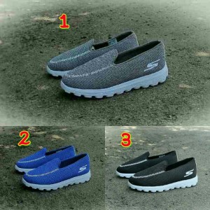 Sepatu Slip On Sketcher Wanita Tokopedia