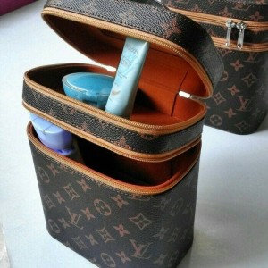 Make Up Case Motif Lv L Tempat Make Up L Beauty Case And Kosmetik Tokopedia