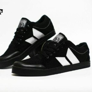 Sepatu Machbeth Casual Tokopedia