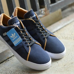 Sepatu Casual Adidas 01 Tokopedia