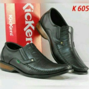 Sepatu Kerja Pria Kickers Pantofel Kulit Tokopedia