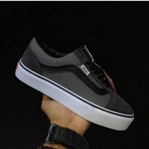 Vans Oldschool Sepatu Cowok Tokopedia