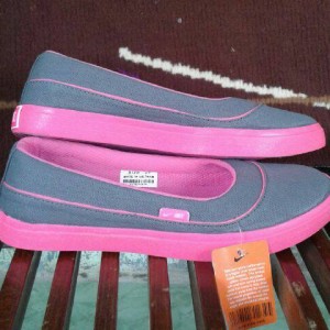 Sepatu Nike Slop Wanita Tokopedia