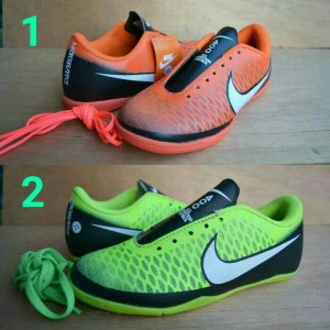 Sepatu Futsal Anak Sepatu Bola Anak Kids Junior Nike Adidas Mizuno Specs Puma 5 Tokopedia