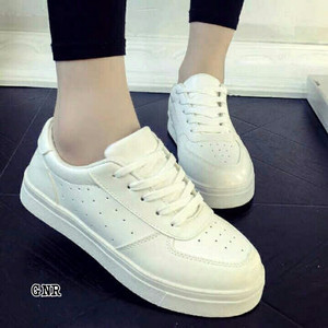 Sepatu Wanita Kets Putih Bolong Tokopedia