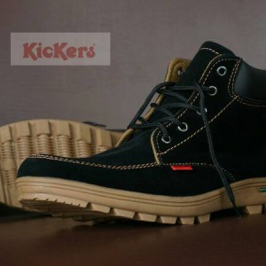 Sepatu Boots Pria Kickers Suede Tokopedia