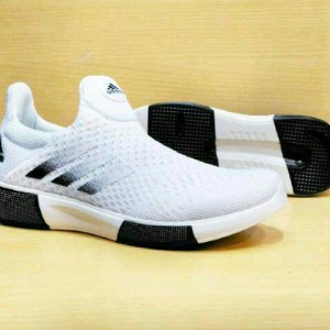 Promo Sepatu Pria Adidas Man Joging Lapangan Jajan Kerja Formal Kantor Hangout Olahraga Tokopedia