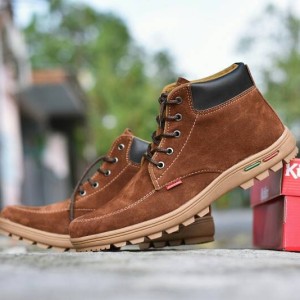 Sepatu Boots Pria Kickers Suede Tokopedia