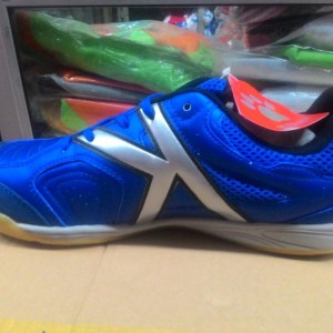 Sepatu Futsal Kelme 100 Original Tokopedia