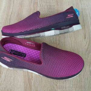 Sepatu Kets Wanita Sepatu Skechers Wanita Tokopedia