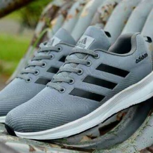 Promo Sepatu Pria Adidas Man Joging Lapangan Jajan Kerja Formal Kantor Hangout Olahraga Tokopedia