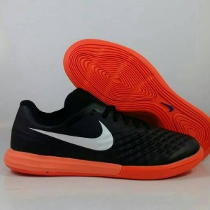 Sepatu Futsal Merah Tokopedia