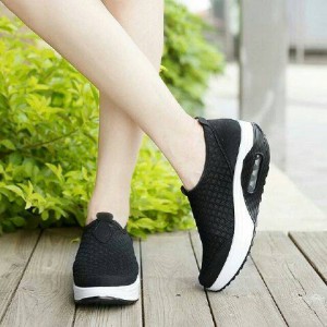 Sepatu Wanita Slip On Tokopedia