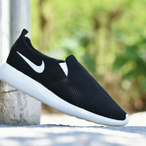 Nike Roshe Run Sepatu Running Tokopedia