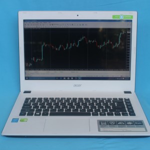 Laptop Acer E 14 Core I3 4005u Slim Tokopedia