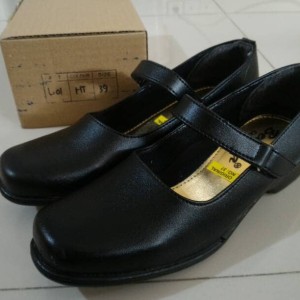 Sepatu Pantofel Wanita Hitam Tokopedia