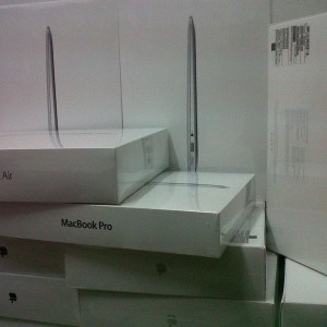 Macbook Air 13 2014 Core I5 4gb Ssd 128gb Normal Not Macbook Pro Retina Touchbar Tokopedia