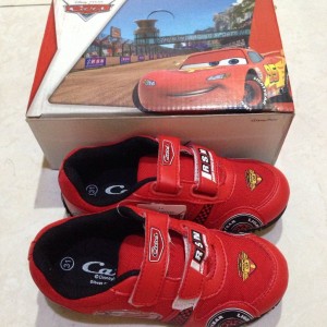 Sepatu Anak Laki Laki Cars Hitam Merah Tempel Tokopedia