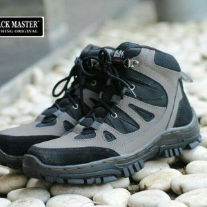 Sepatu Tracking Sepatu Gunung Sepatu Outdoor The North Face Original Snta Karrimor Salomon Kappa Tokopedia