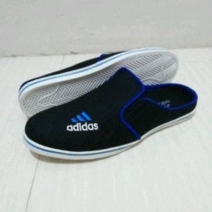 Sepatu Sandal Slop Adidas Pria Tokopedia