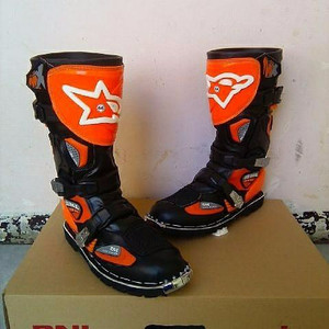 Sepatu Trail Rnl Tokopedia
