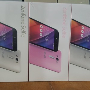Zenfone Selfie 3 32 Zd551kl Bonus Tempered Glass Dan Ultra Slim Case Tokopedia
