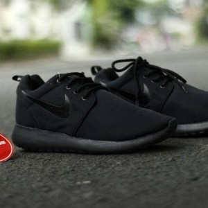 Nike Roshe Run Sepatu Running Tokopedia