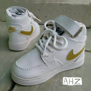 Sepatu Anak Laki Laki Perekat Ando Diva Light Velcro Hitam Tokopedia