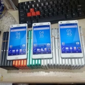 Hp Sony Experia Z3 Compact Docomo Hp Experia Z 3 Murah Handphone Sony Bekas Second Mulus Dan Murah Tokopedia