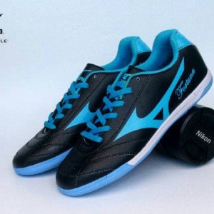Sepatu Putsal Mizuno Tokopedia
