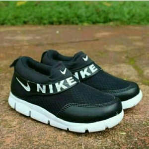 Sepatu Nike Slop Anak Murah Sepatu Anak Laki Laki Dan Perempuan Tokopedia