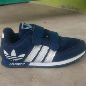Sepatu Anak Laki Laki Perekat Ando Diva Light Velcro Hitam Tokopedia