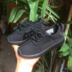 Sepatu Anak Adidas Yeezy Laki Dan Perempuan Sporty Tokopedia