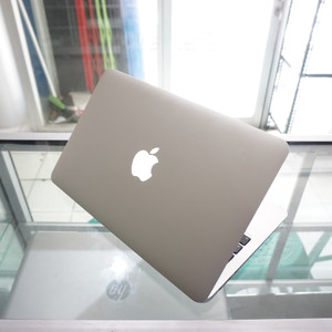 Macbook Air 11 Mid 2013 Core I5 2 6ghz 4gb 128gb Ssd Vga Intelhd 5000 Tokopedia